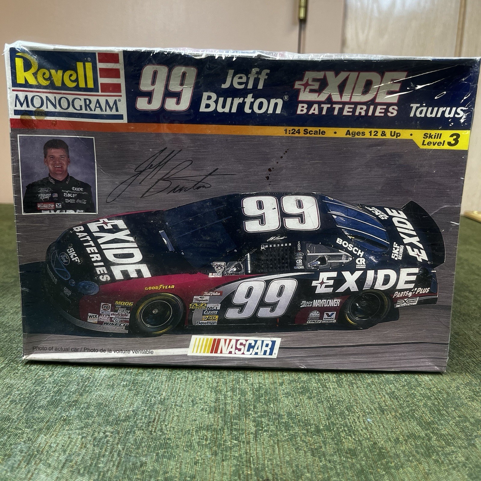 Revell Monogram 99 Jeff Burton NASCAR Model Kit 1/24 Scale Sealed Box