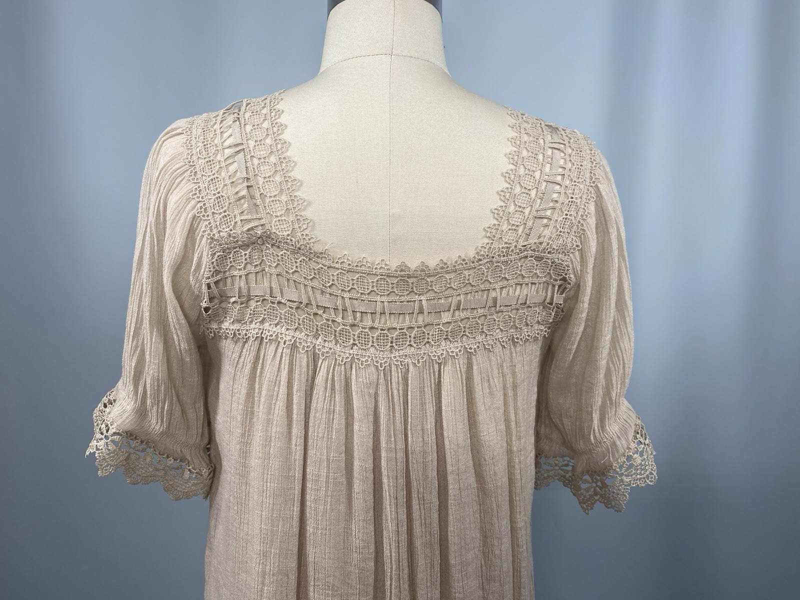 INDIGO ROSE Dress SIZE SMALL tan lace chemise Victorian cottage boho rayon