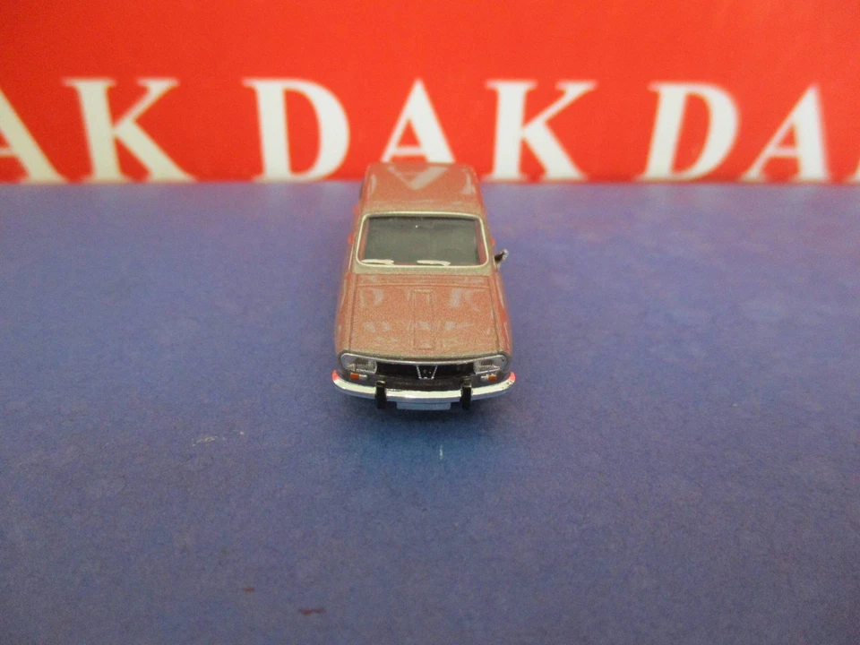 1/87 Modellino Auto Renault R12 TL Argento 1969 by Brekina - Immagine 3 di 4