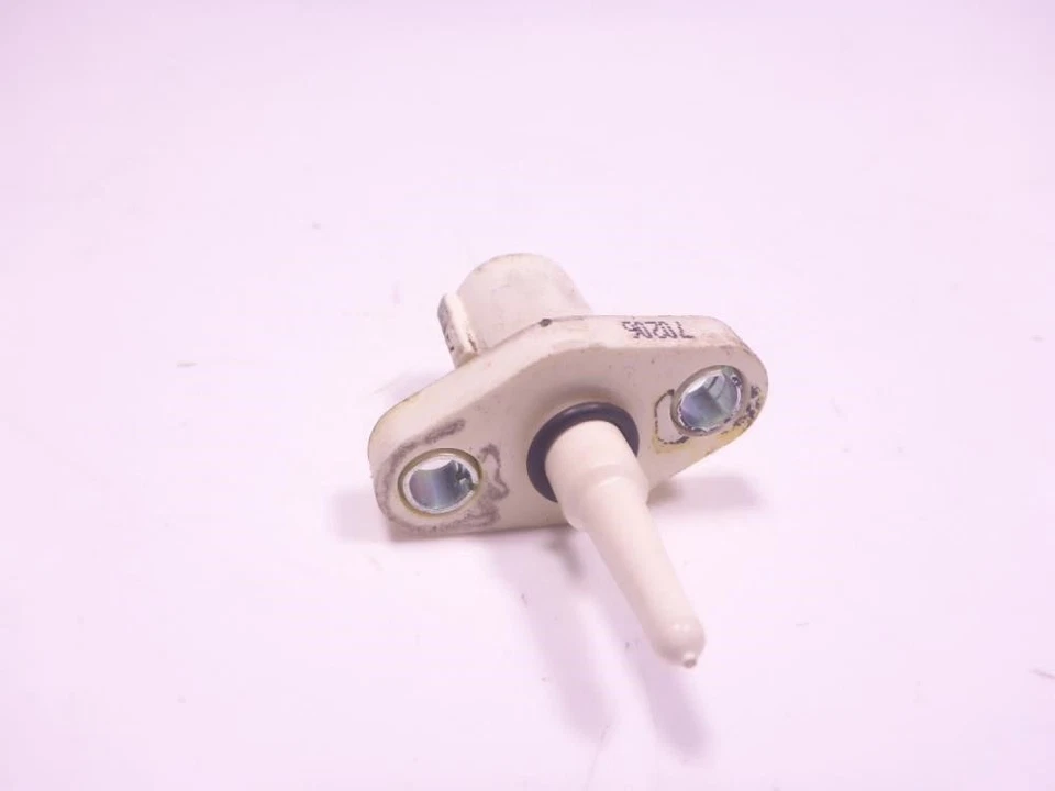 Sensor de temperatura del aire 70206 Honda CB900F 919 02-07 Foto 3 de 4