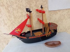 playmobil vintage le bateau des pirates à finir de compléter ref 4424 ?