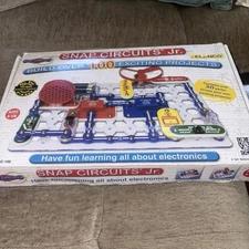 ELENCO Snap Circuits Jr. SC 100 Experiments Electronics Discovery Kit