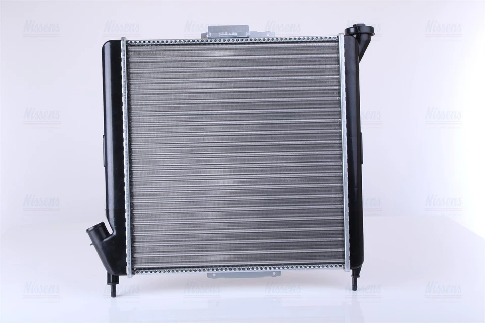 Nissens Coolant Radiator 63867 for RENAULT ALLIANCE (1982) 1.4  etc — 第 2/4 张图片