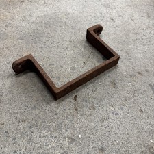 Genuine 6 X 4 Inch Rectangular Cast Iron Downpipe Earbelt Bracket Rain Pipe.