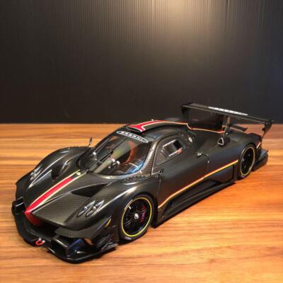 Autoart 1/18 Pagani Zonda Revolution Carbon Black Launch