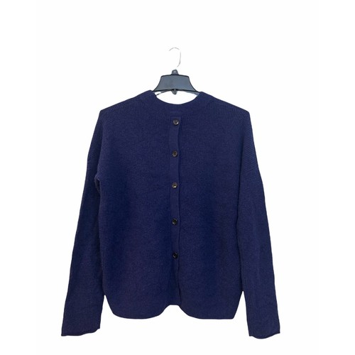 point sur button back sweater