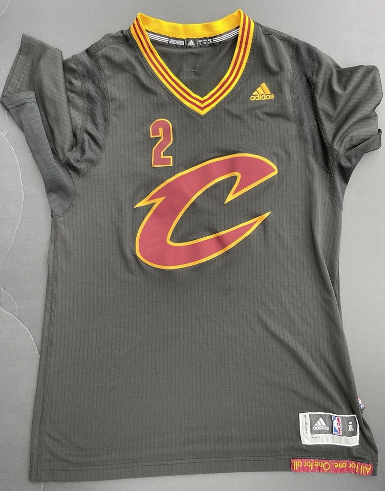 Kyrie Irving Signed Autographed Cleveland Cavaliers Jersey Finals Psa/Dna Coa - Image 4 of 4