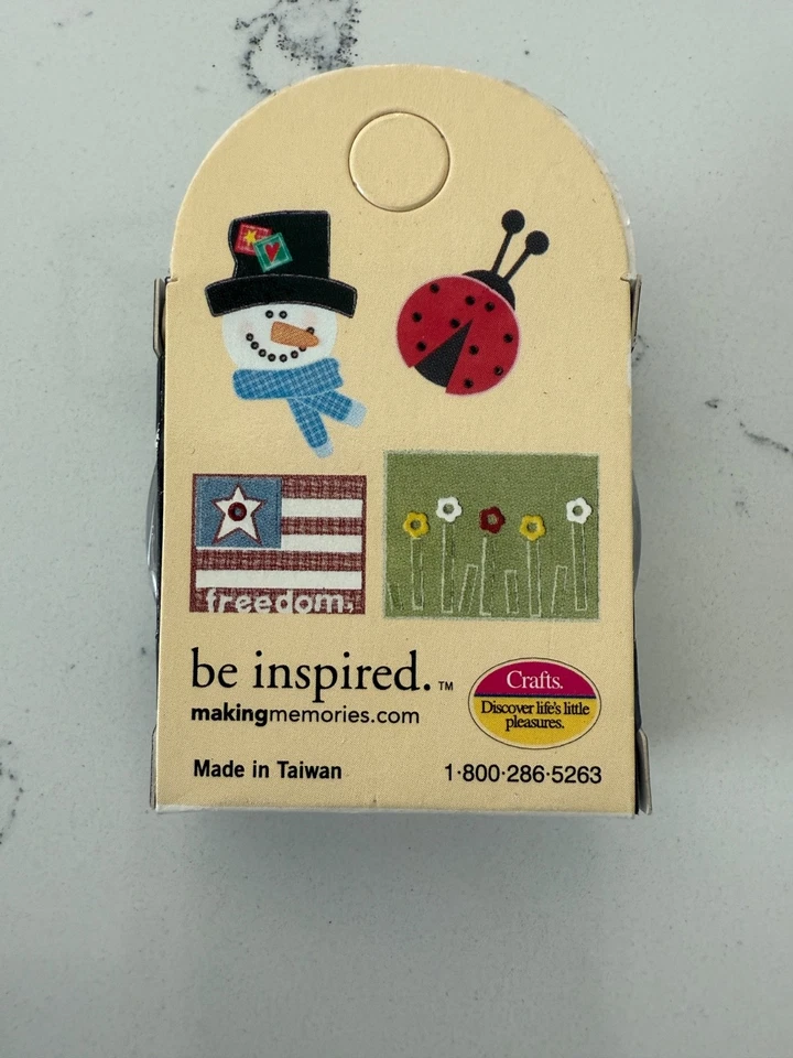 Making Memories Ice Blue Eyelets 3/16" 25PC Scrapbooking Crafts - Image 4 of 4