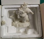 Snowbabies "I Have Lots To Give" Penguin #56-05975 - Retired 2005 — photo 2