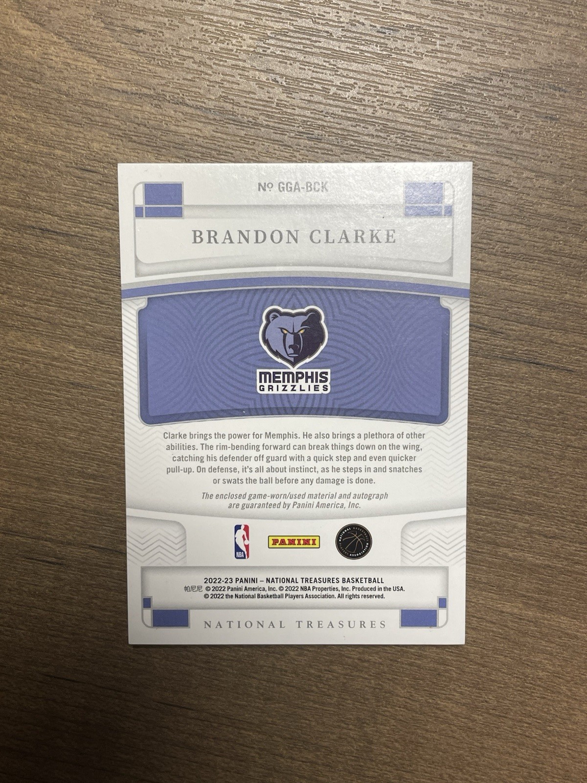 2022-23 Panini National Treasures Brandon Clarke Auto Worn Patch Numbered 28/99 view 2