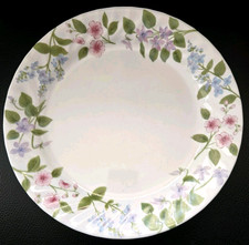 SET OF 4 CORELLE DELICATE ARRAY DINNER PLATES 10 1/4"