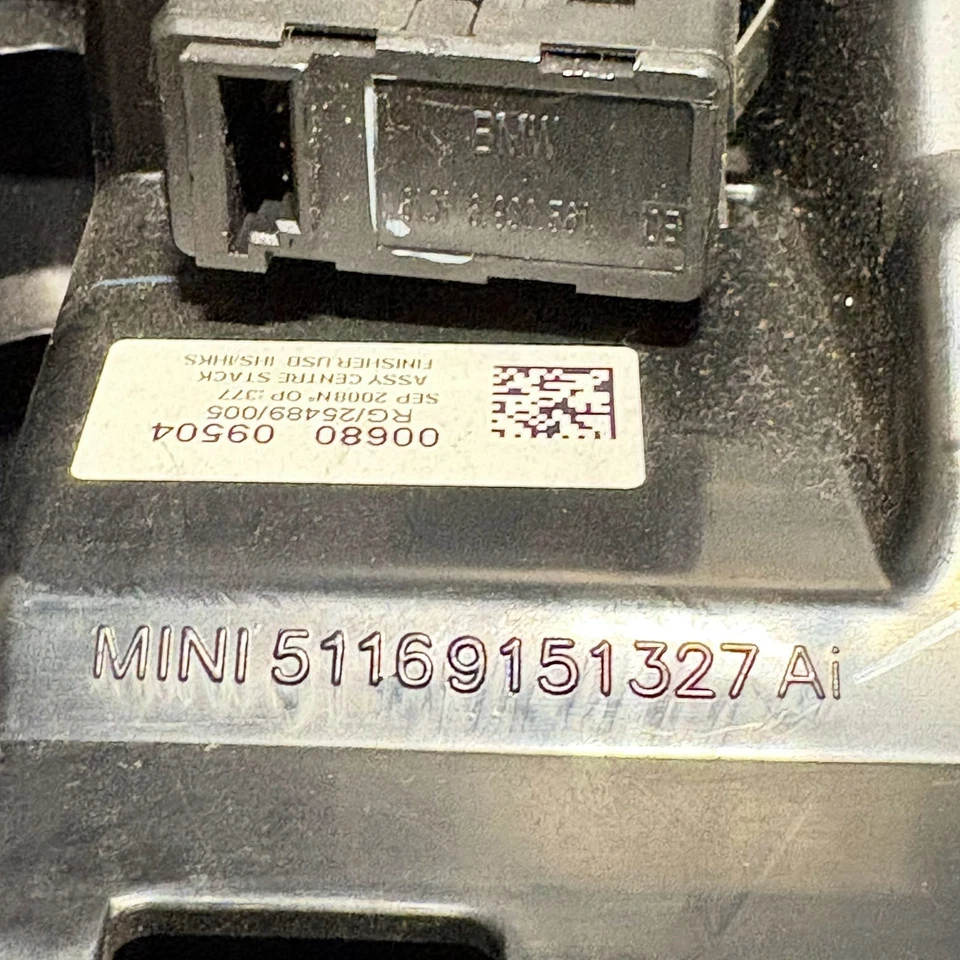 MINI CONVERTIBLE HEATER CONTROL PANEL ASSEMBLY 0068009504 - Image 3 of 4