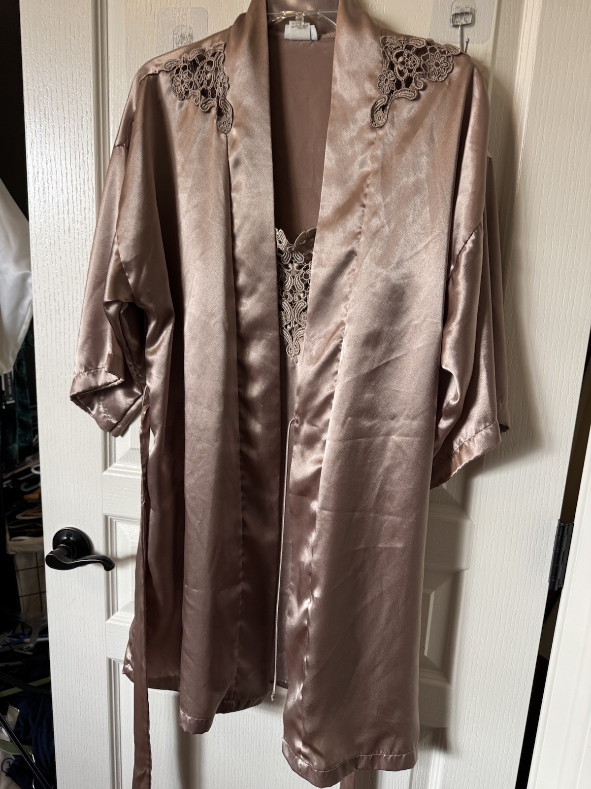 CINEMA ETOILE Gown L Lingerie 2 pc Set Satin Tan Nightgown Robe Size Small