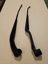 2006 2011 CHEVY HHR FRONT LEFT & RIGHT WINDSH...