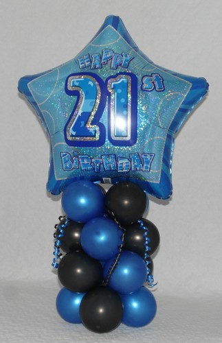 21° COMPLEANNO - ETÀ 21 - BLU MASCHIO - DISPLAY PALLONCINO IN LAMINA - CENTROTAVOLA - Foto 2 di 4