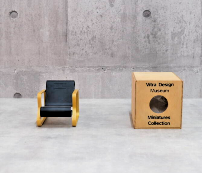 Vitra Design Museum Chair Alvar Aalto Paimio Miniature 1 6