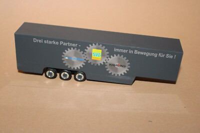 Herpa 1:87  LKW 3 Achs Jumbo Koffer Auflieger  SVG  VR Leasing Kravag ohne OVP