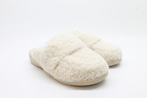 Vionic Women's Cream Shearling Gemma II Slippers, FS 8M