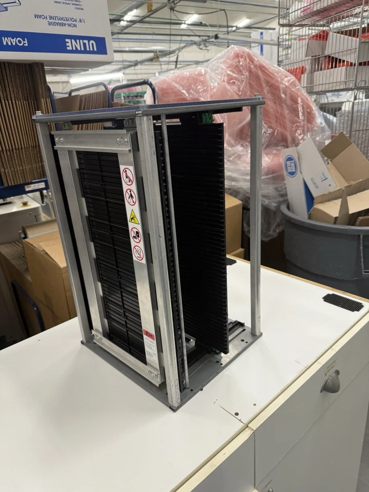 Nix Nikko-Rack Series NKAJ-0525R-4C G 弹匣架 — 第 4/4 张图片