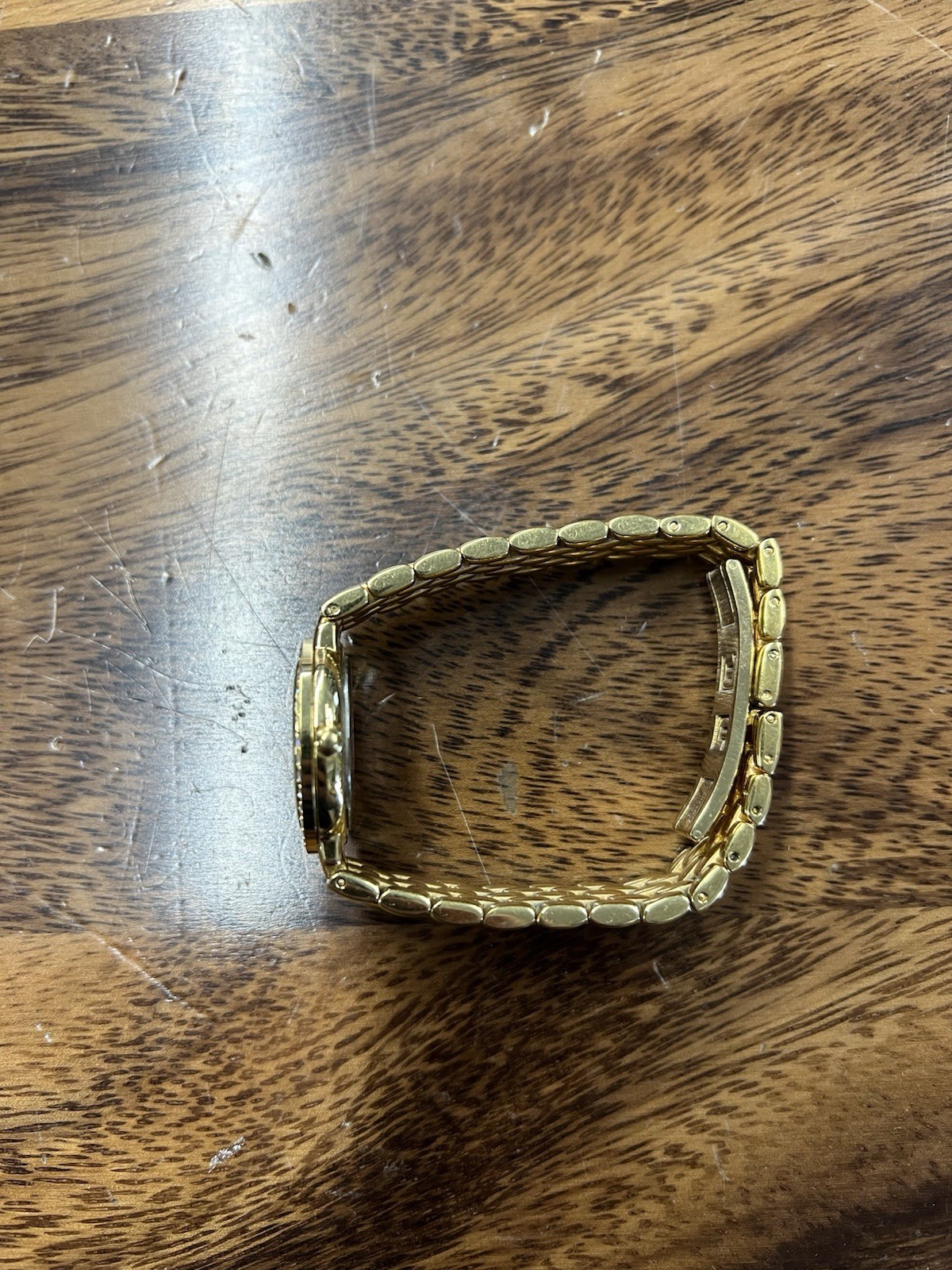 ESQ Women 100215A Swiss Esquire MOP Dial Pave Round 26mm Quartz Women's Watch