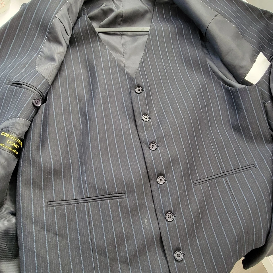 Giorgio Fiorelli Uomo Super 120's 3-pc Suit Navy Blue Stripe Sz 42 36x29 - Image 3 of 4