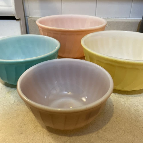 Vintage 1950s Fire King Swirl Rainbow Mixing Bowl Set Retro Pink RARE 
