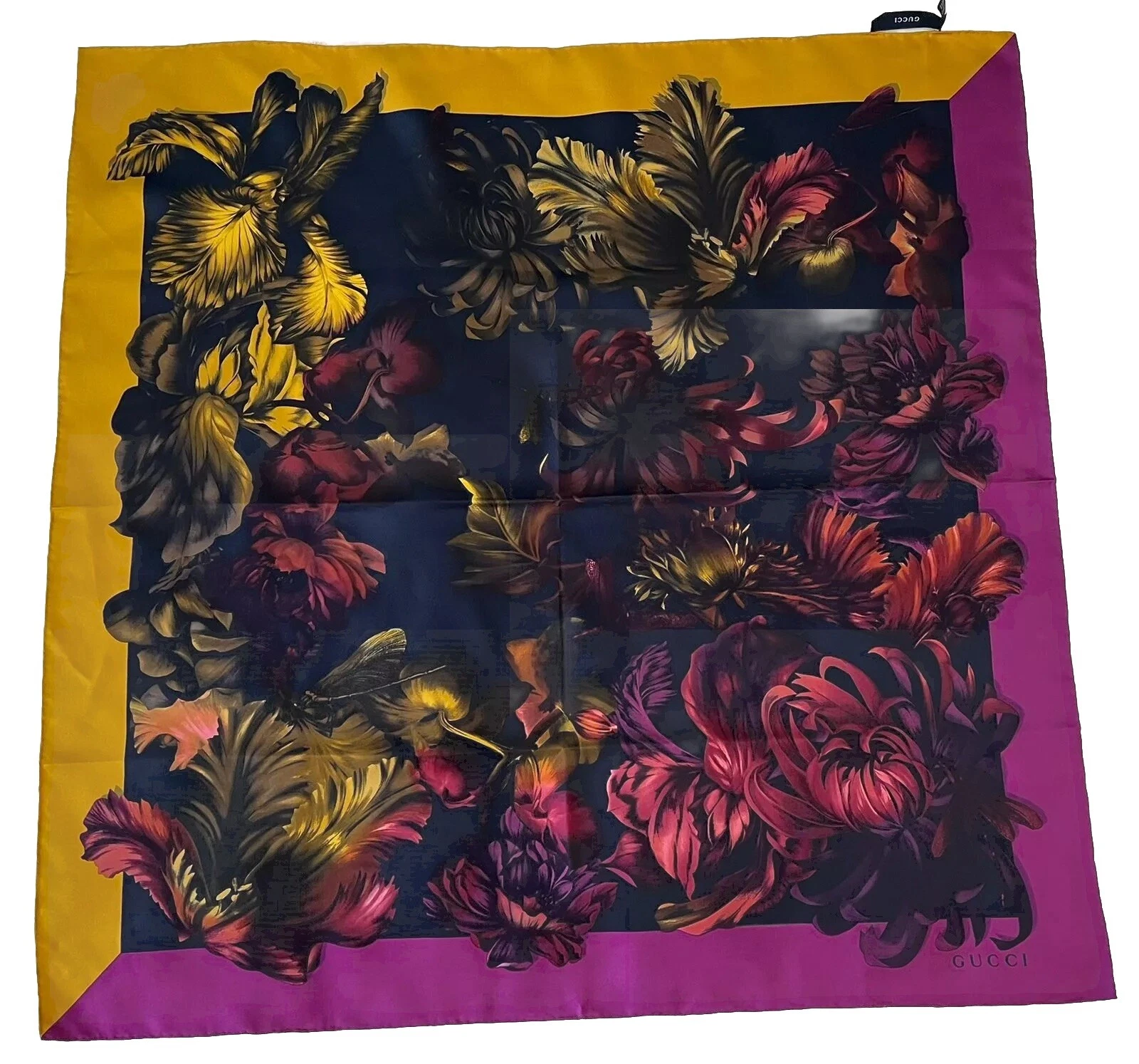 S4# Gucci Foulard en soie violet floral 34 pouces fabriqué en Italie 