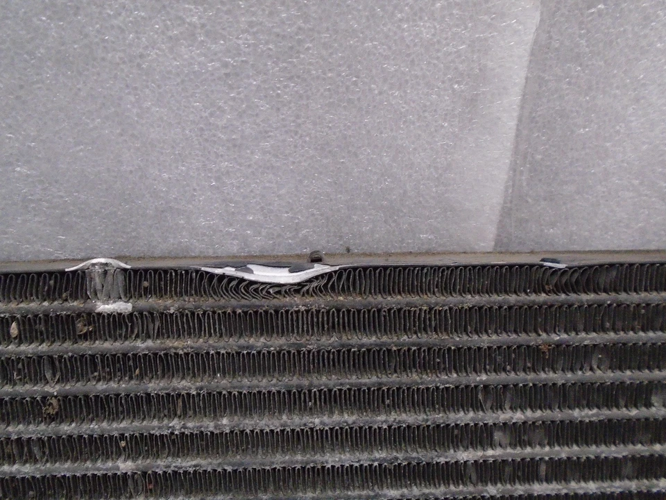 Оригинальный конденсатор кондиционера переменного тока 2002-2005 Jaguar X-Type VP803306 - Изображение 2 из 4