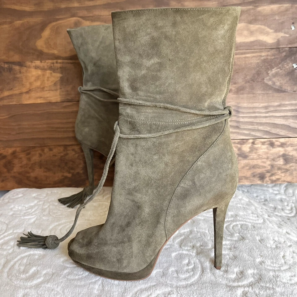 Michael Kors Rosalie Open Toe Bootie Sz 6.5 Suede Olive Green Heel Tassels FLAW - Image 3 of 4