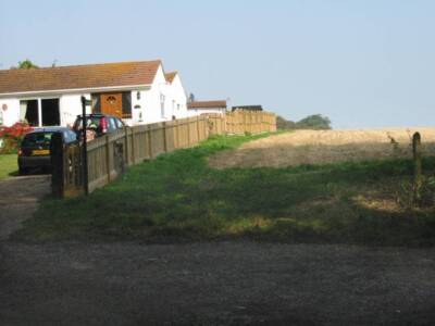 Photo 6x4 Footpath to Worth Worth/TR3355  c2007