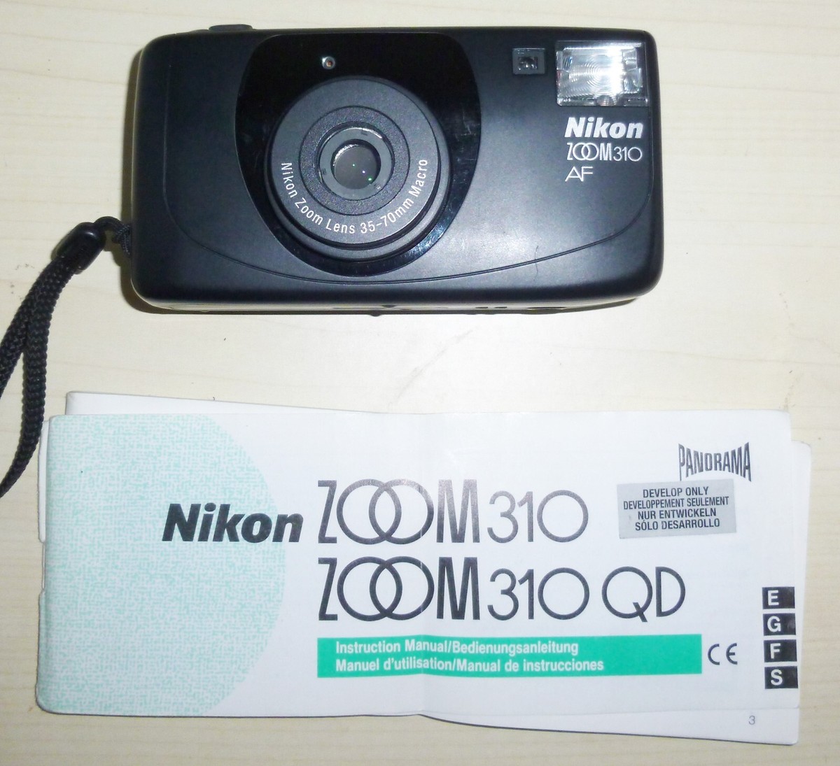 👌 Nikon Zoom 310 AF 35mm Film Point Shoot Camera, Black