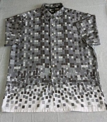 Sean John Men's Large Short Sleeve Buttons Color Block Polyester Gray Shirt