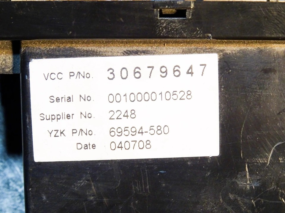 Sample Display Volvo VOLVO V50 MW Navigation Screen Display 30679647 1.60 Petrol 74kw 2006 ...