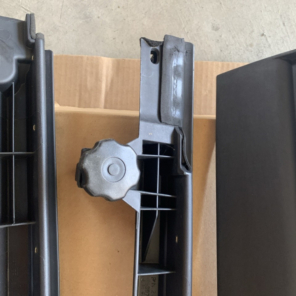 OEM GENUINE Jeep Wrangler JK Soft Top Bracket Kit 05182829AI NEW Open