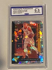 Kristaps Porzingis, 2020-21 Panini Flux Silver Cracked Ice, CCG GRADED 10