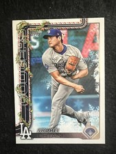2025 Topps Holiday - Shohei Ohtani #H1 Los Angeles Dodgers