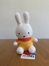 NWT New With Tags MIFFY Plush 6" Orange Scarf Round1 Exclusive