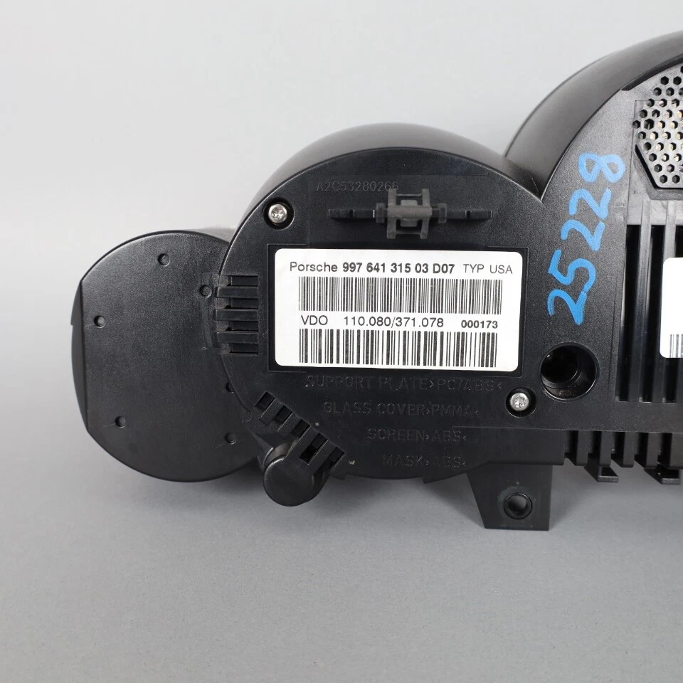 2009 - 2012 年保时捷 911 997 速度表 Speedo 仪表组原始设备制造商二手 — 第 4/4 张图片