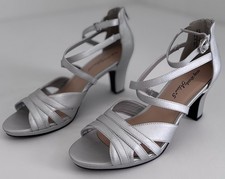 Easy street womens dress sandal Crissa size 1...