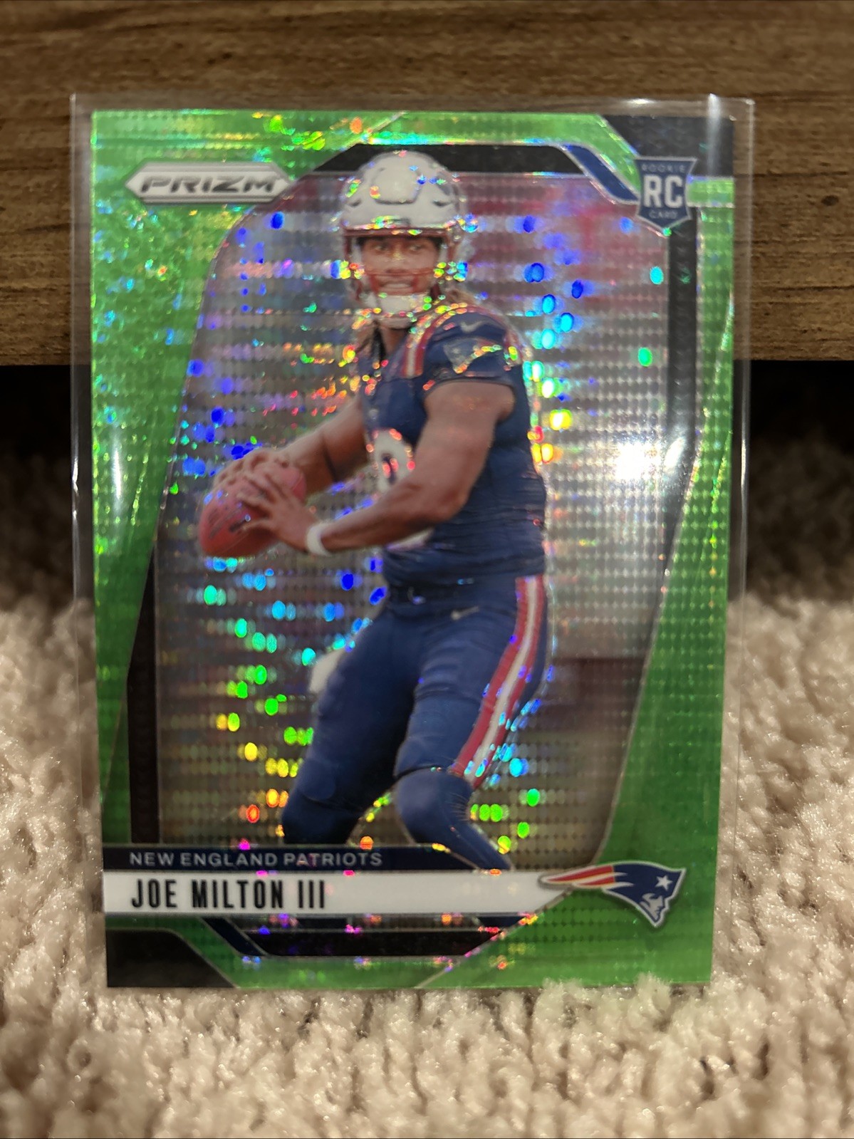 2024 Panini Prizm - Rookies Joe Milton III #354 Green Wave Prizm (RC)