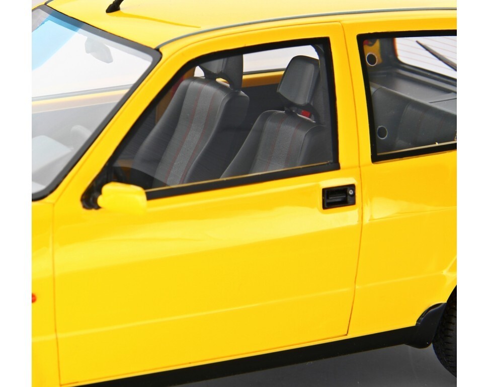 1/18 : Voici la Fiat Cinquecento Sporting de Laudoracing
