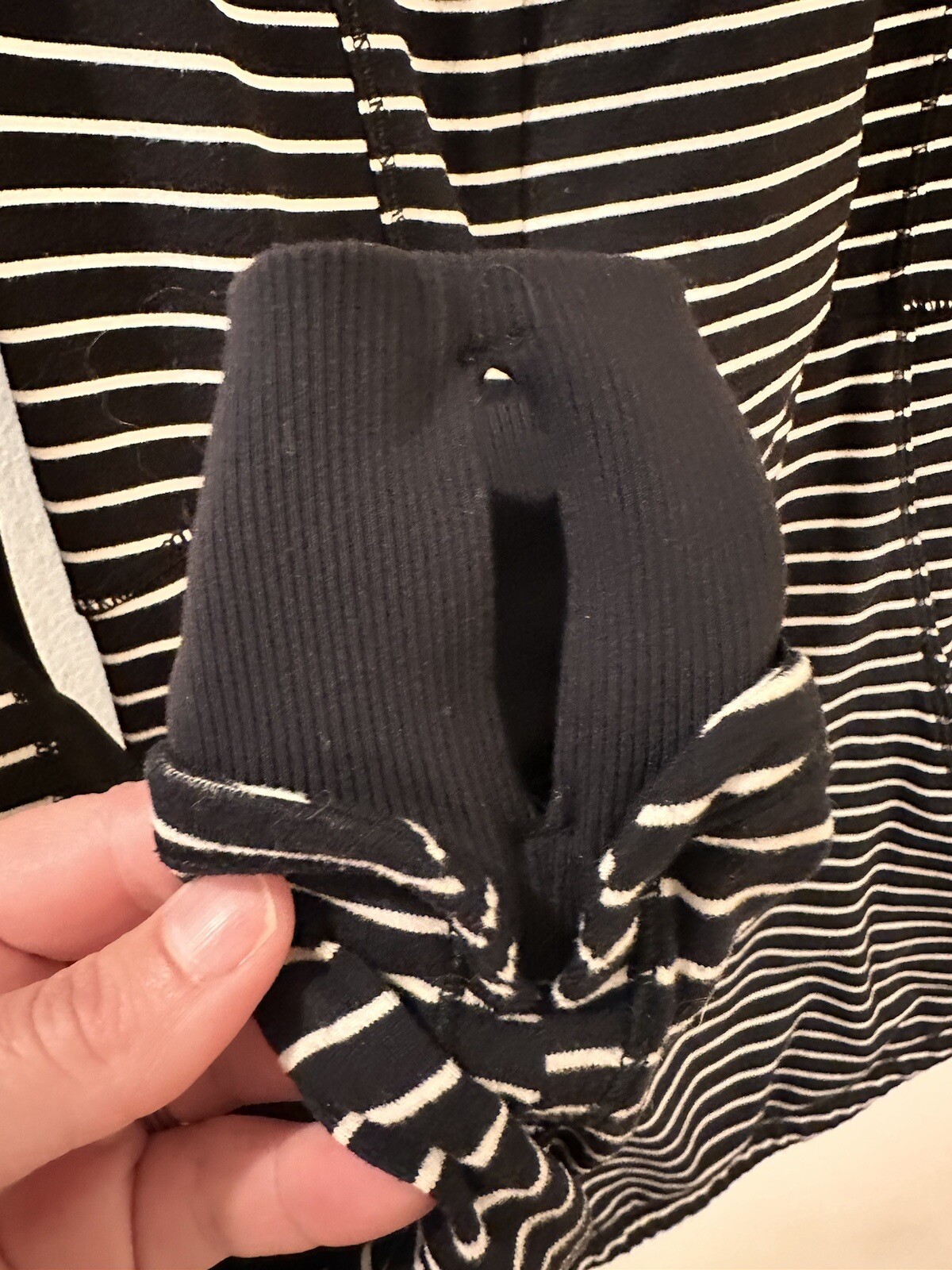 Lululemon Base Runner Pullover Top Half Zip Strip… - image 6