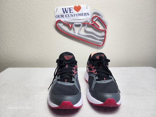 Saucony Damenschuhe Mesh Schnürschuhe grau Laufen Größe 10,5 NEU - Bild 2 von 12