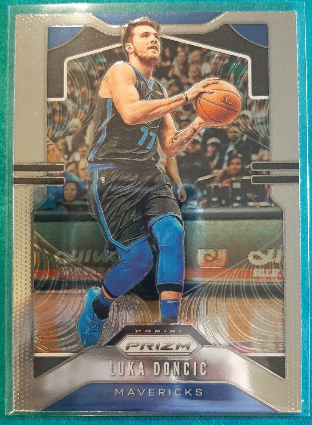 2019-20 PANINI PRIZM LUKA DONCIC #75 DALLAS MAVERICKS