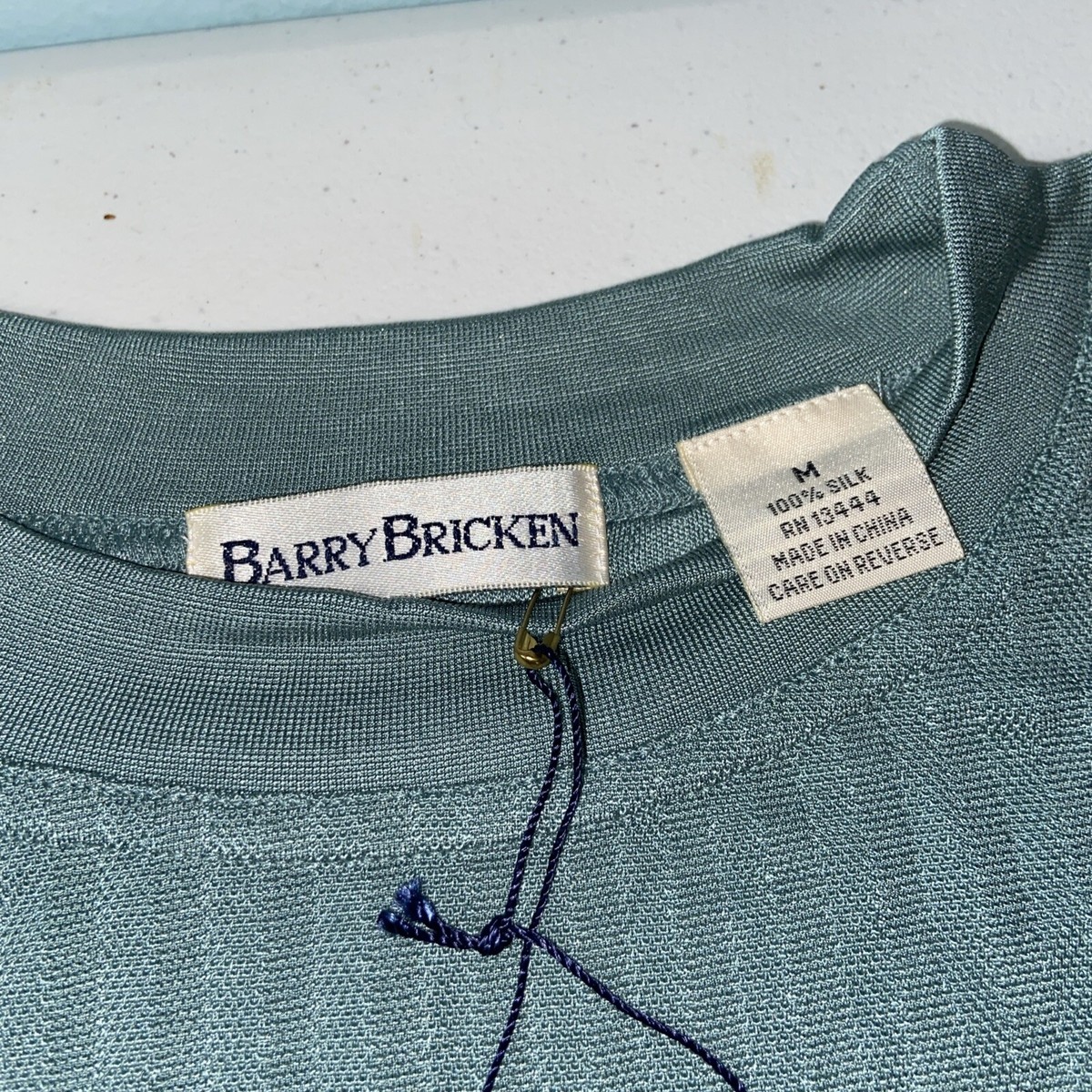 Barry Bricken Mens Shirt 100 Percent Silk Crew Neck Medium