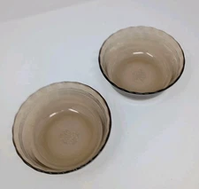 2 Pyrex Smoke Glass Scalloped Edge 3-ring  Bowls Custard Cups 16 Oz 