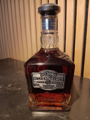 Jack Daniels Silver Select Single Barrel  50 % Alkoholgehalt  0,7 L Flasche