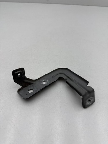 BMW 1 F20 F21 2018 Rechts Halterung Kotflügel CAI2461