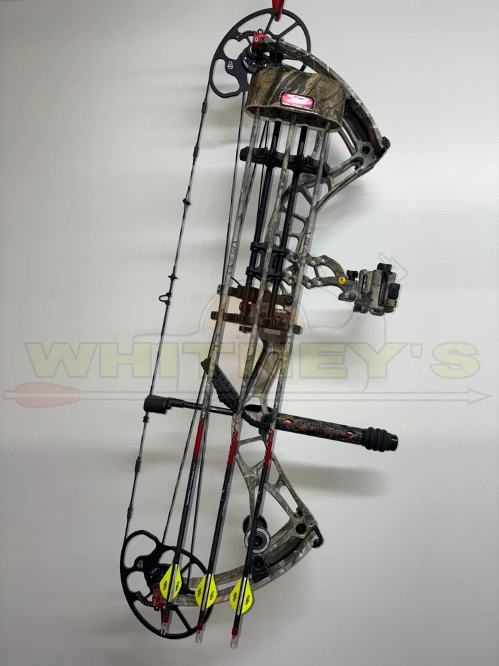 Used Bowtech Solution - Right Hand - 60lbs. - 25"-30" - Realtree Edge - Image 2 of 4