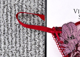 Victoria's Secret Dream Angels NWT Small Red Floral Bow Embroider V String Panty